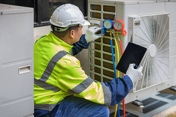 Professional Hvac technician working in Royse City, TX